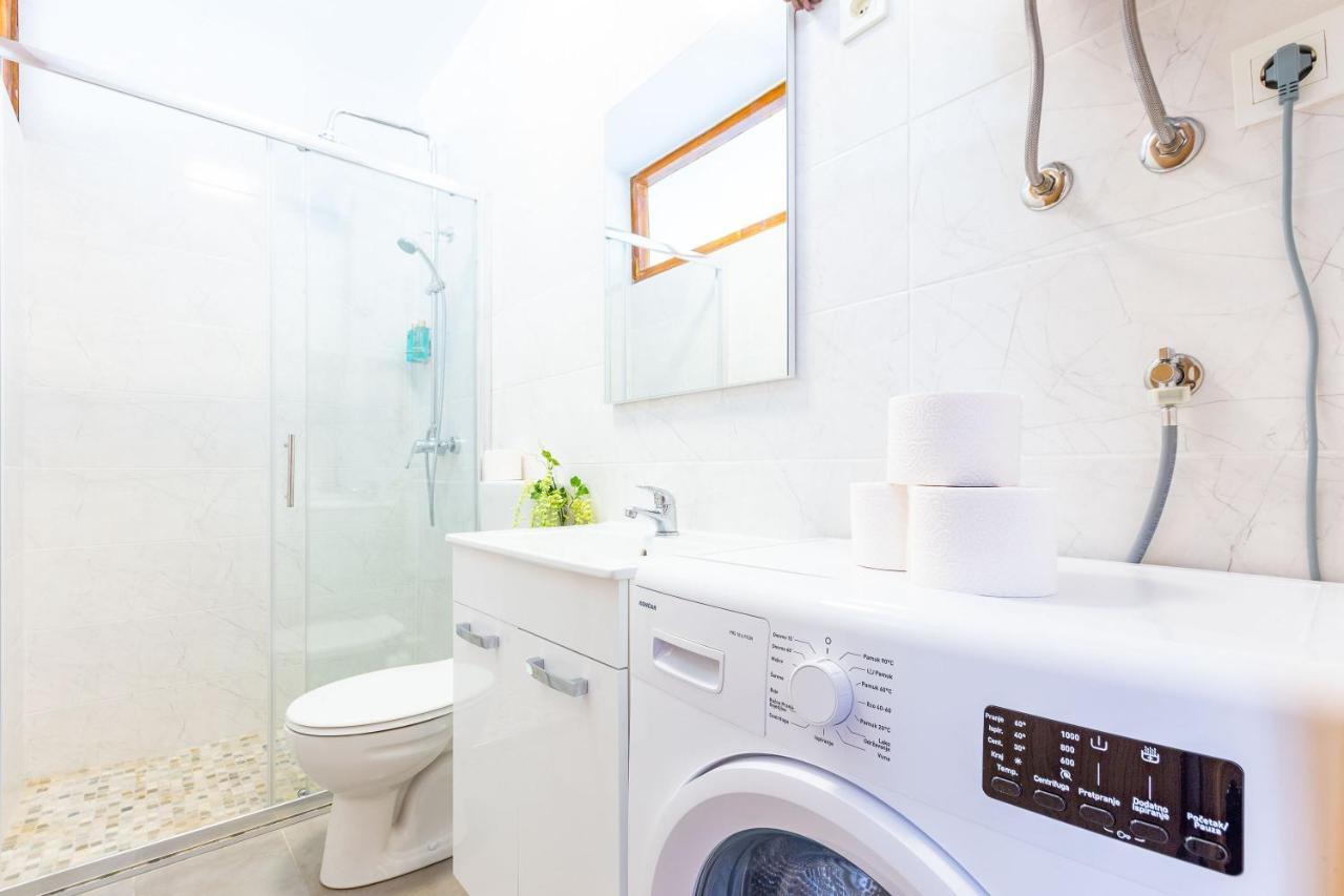 Bobo Central 2Br Apartment Ζαντάρ Εξωτερικό φωτογραφία