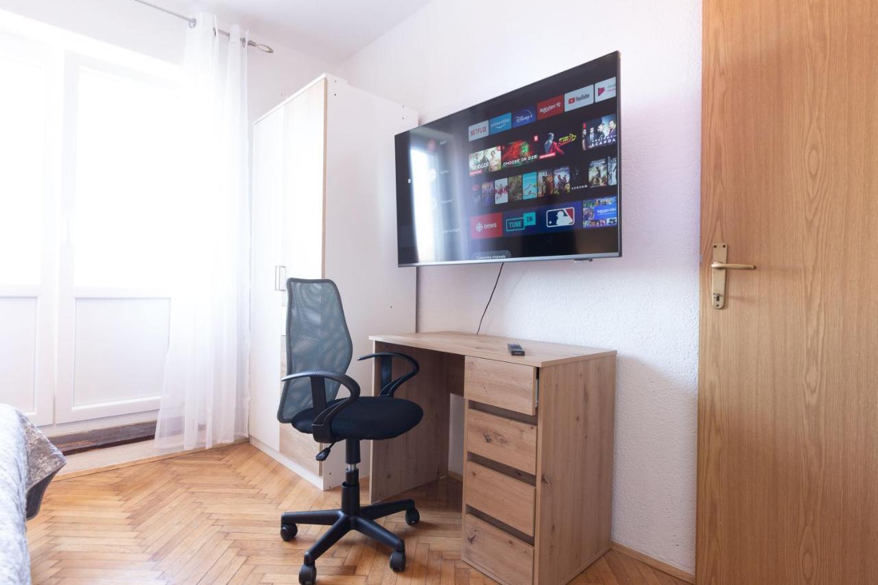 Bobo Central 2Br Apartment Ζαντάρ Εξωτερικό φωτογραφία