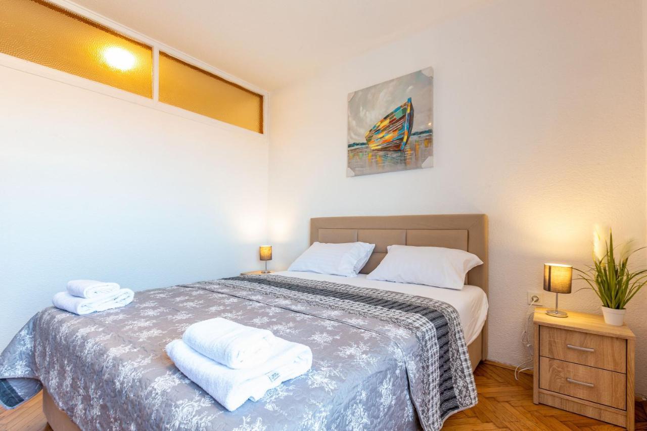 Bobo Central 2Br Apartment Ζαντάρ Εξωτερικό φωτογραφία